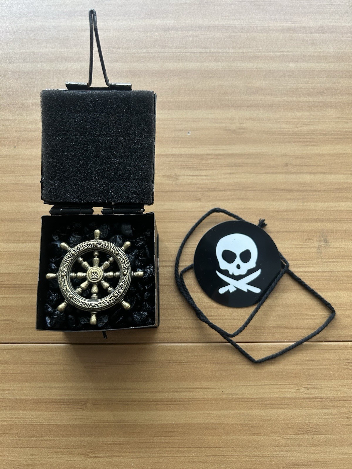 Pete’s Pirate Life PPL V7 Coin “The HELM” - Brass with Collectable Metal Tin