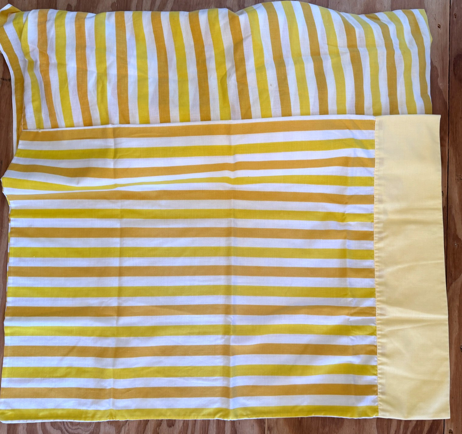Vintage 1970s Fashion Stripe Yellow Twin Fitted Sheet & Pillowcase MCM Mod