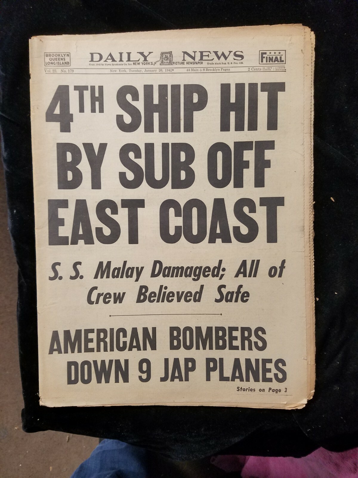 Daily News January 20, 1942 Original Newspaper 4th Ship Hit by Sub East Coast
