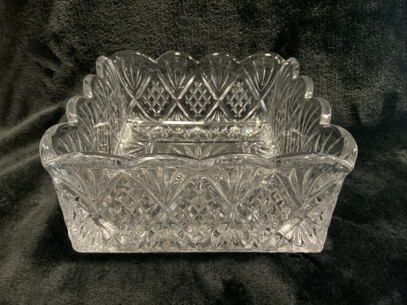 Godinger Dublin Collection Crystal Square Bowl 7.5” X 7.5” X3.5”
