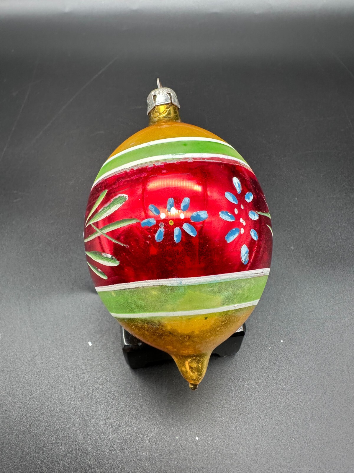 VINTAGE POLISH DROP 3.25\' ORNAMENT RED AND GOLD FLORAL DESIGN