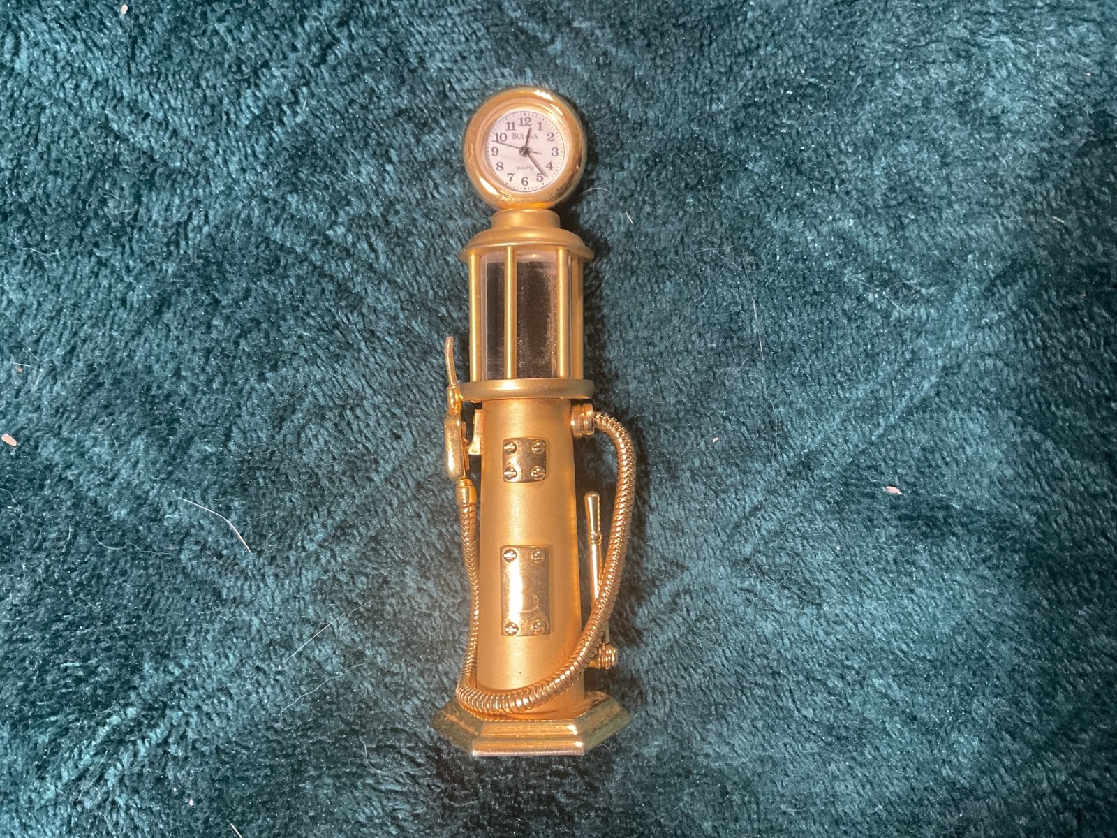Bulova Gold Vintage Detailed Miniature Gas Pump Clock - Needs Battery Bulova Gold Vintage Detailed Miniature Gas Pump Clock - Needs Battery
