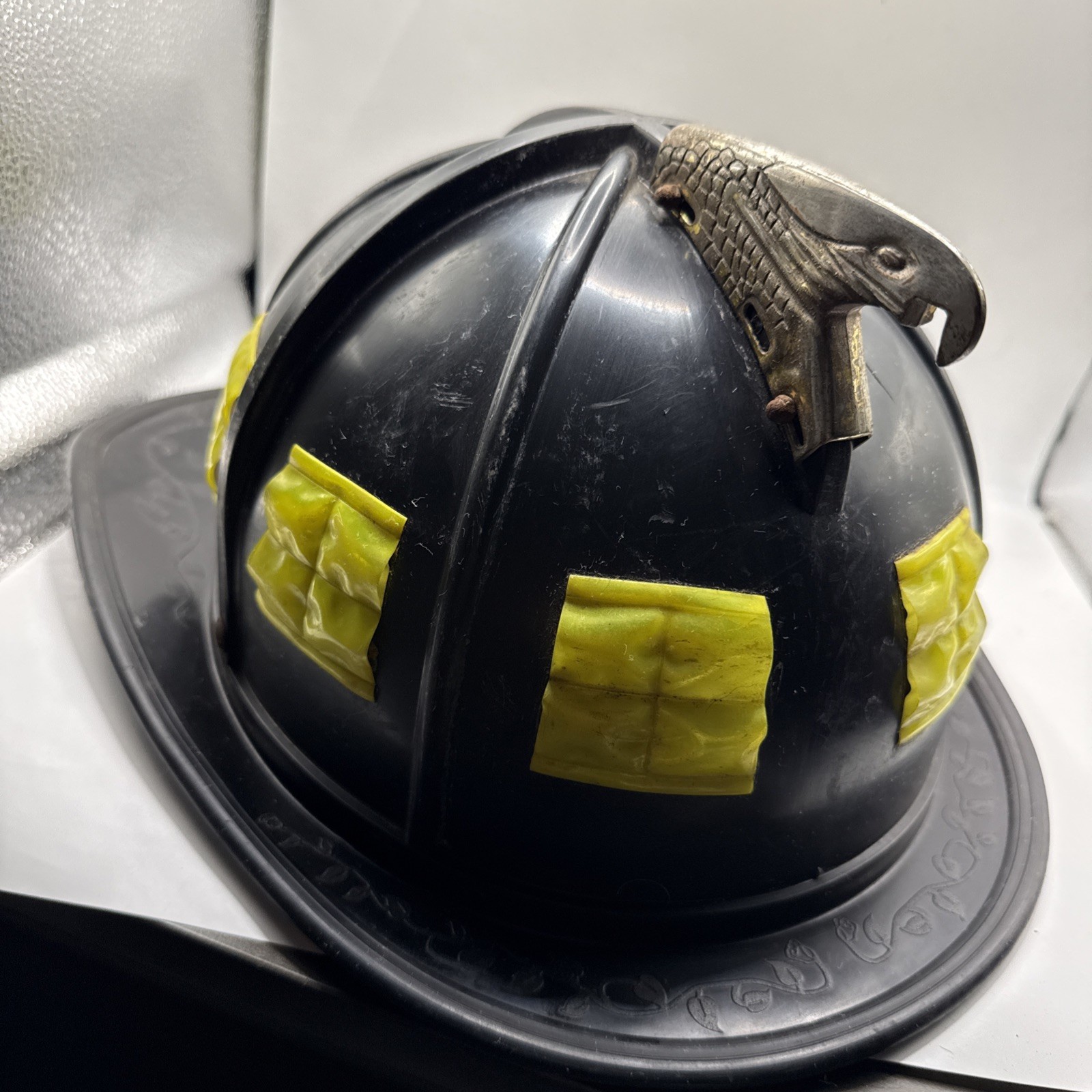 MSA Cairns 1044 Fireman Firefighter Rescue Helmet Vintage Brass Or Metal Eagle