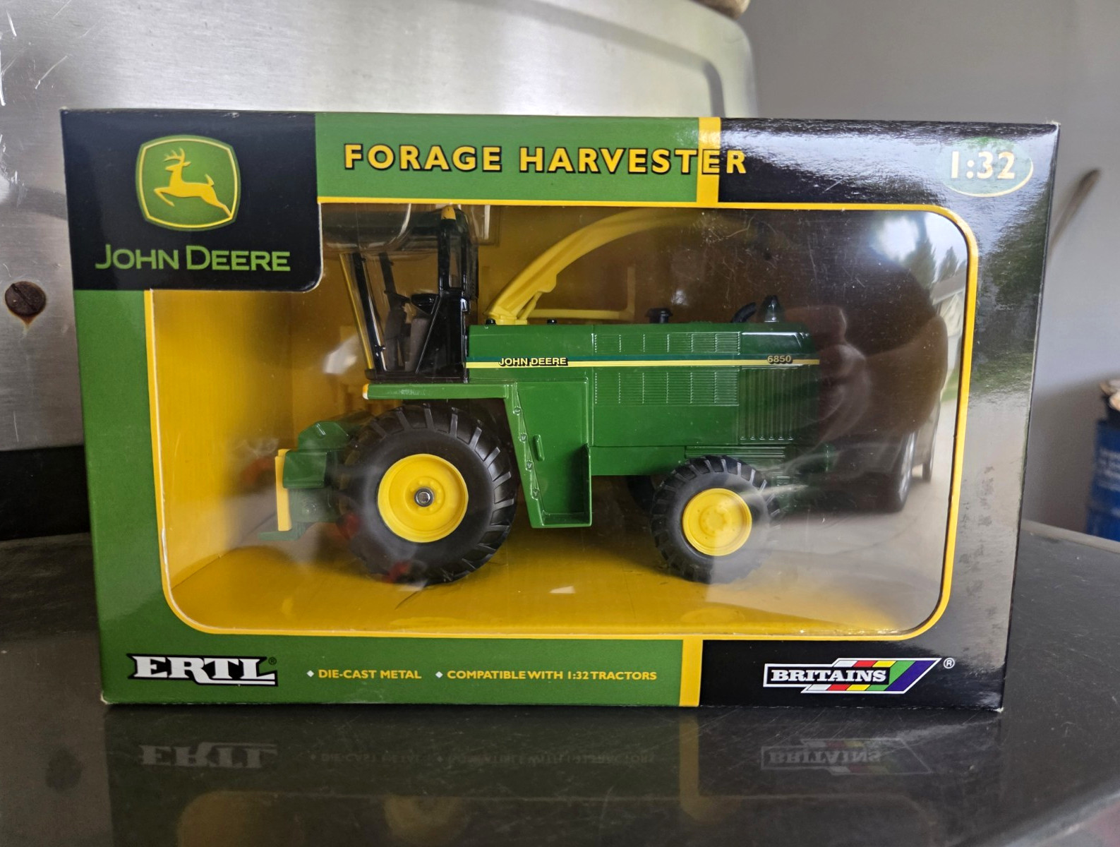 John Deere Forage Harvester 1/32 Die-Cast Metal ERTL Britains 15644