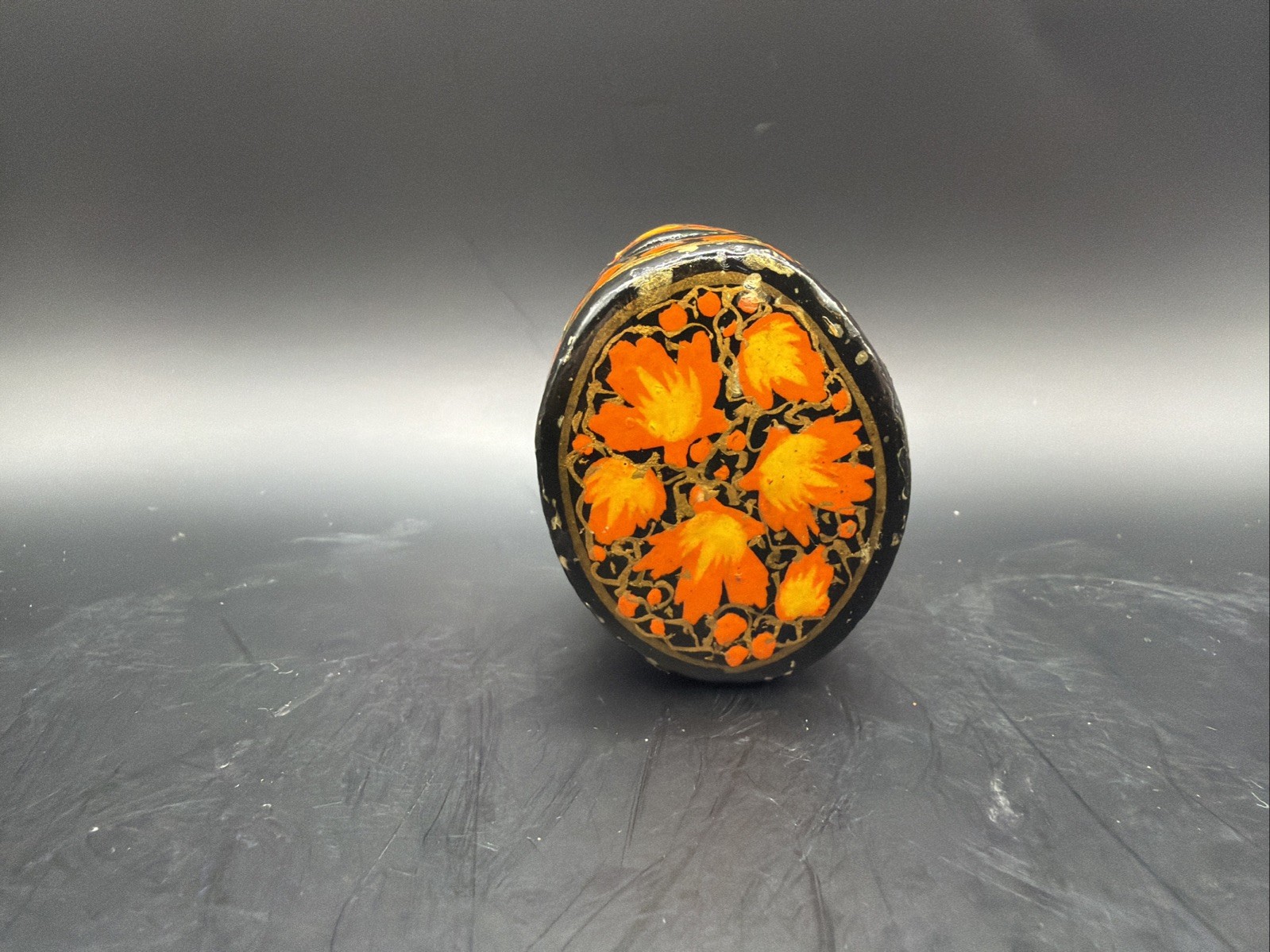 VTG Oval Paper Mache Or Wood & Lacquer Trinket Box yellow, And Orange And Black