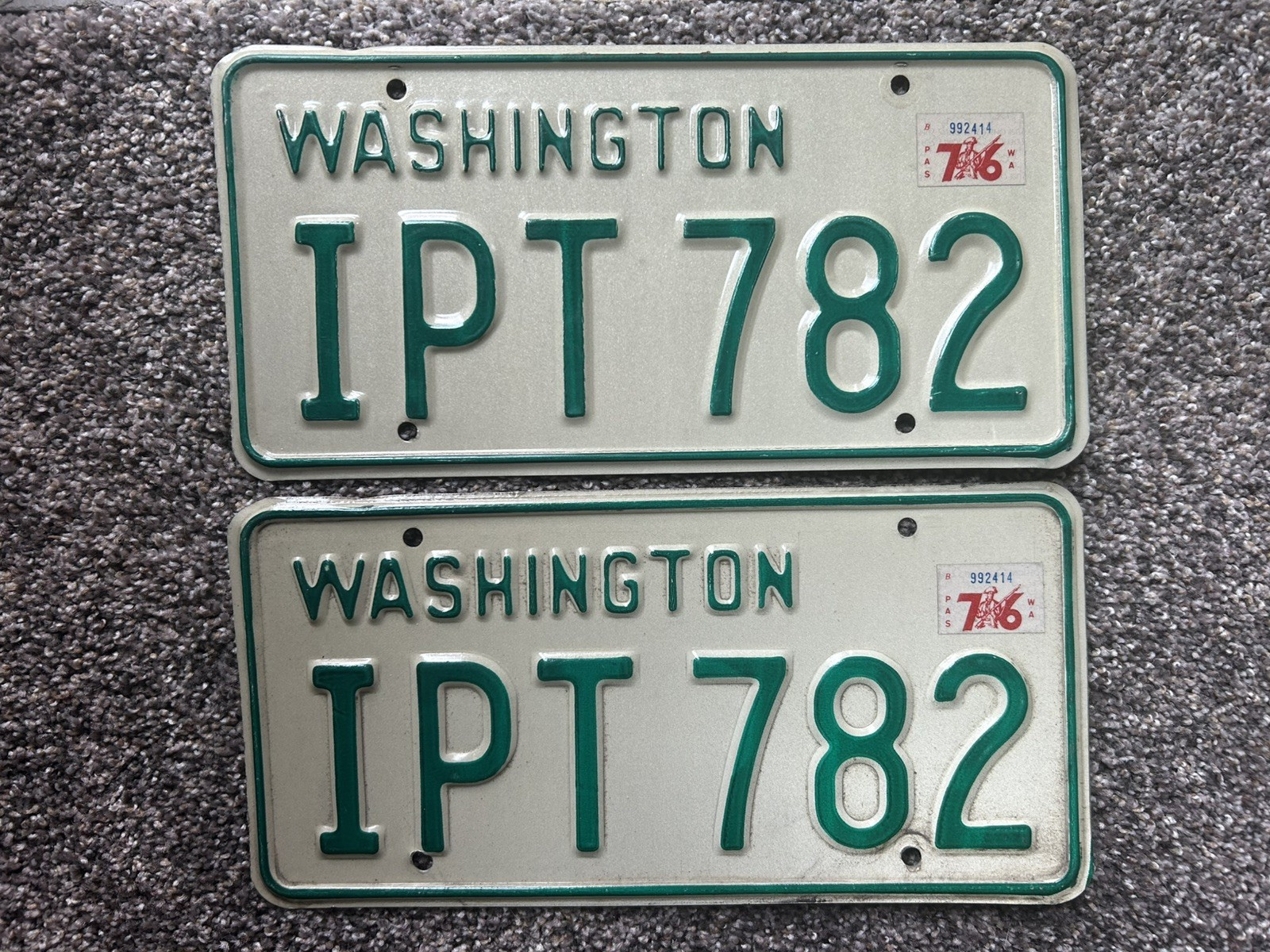 Washington License Plate Pair 1976 gorgeous