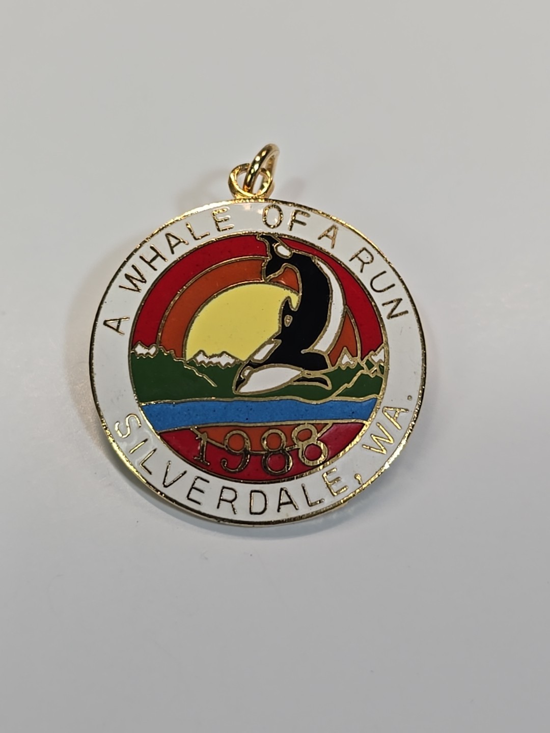 A Whale of a Run 1988 Runner's Pendant Silverdale Washington Whaling Days Event