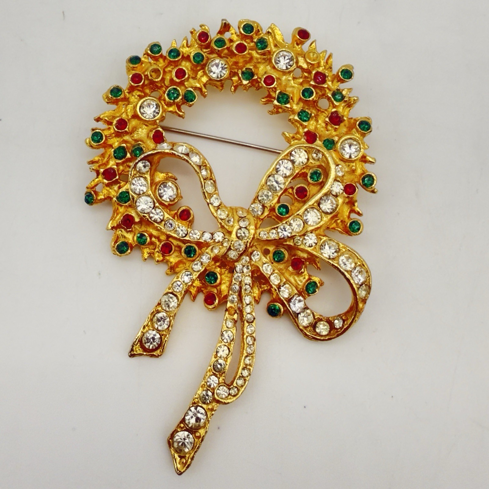 Vintage Rhinestone Christmas Pin Brooch Signed Tara Wreath Bow Large Statement