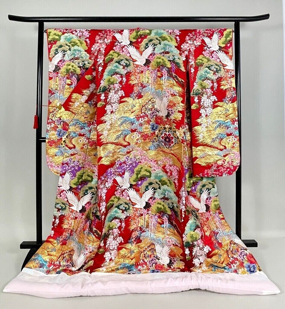Japanese kimono, UCHIKAKE, Wedding Robe,Flying Cranes,GLD/Lame,3.7kg, L6'..3854