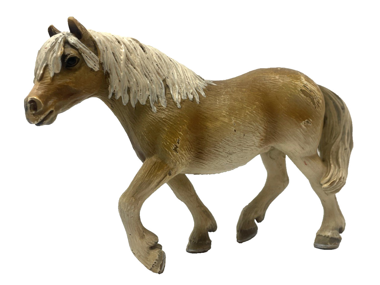 Schleich Haflinger Light Tan Mare Horse 2005 Retired 13606 VFL60E Model Chestnut