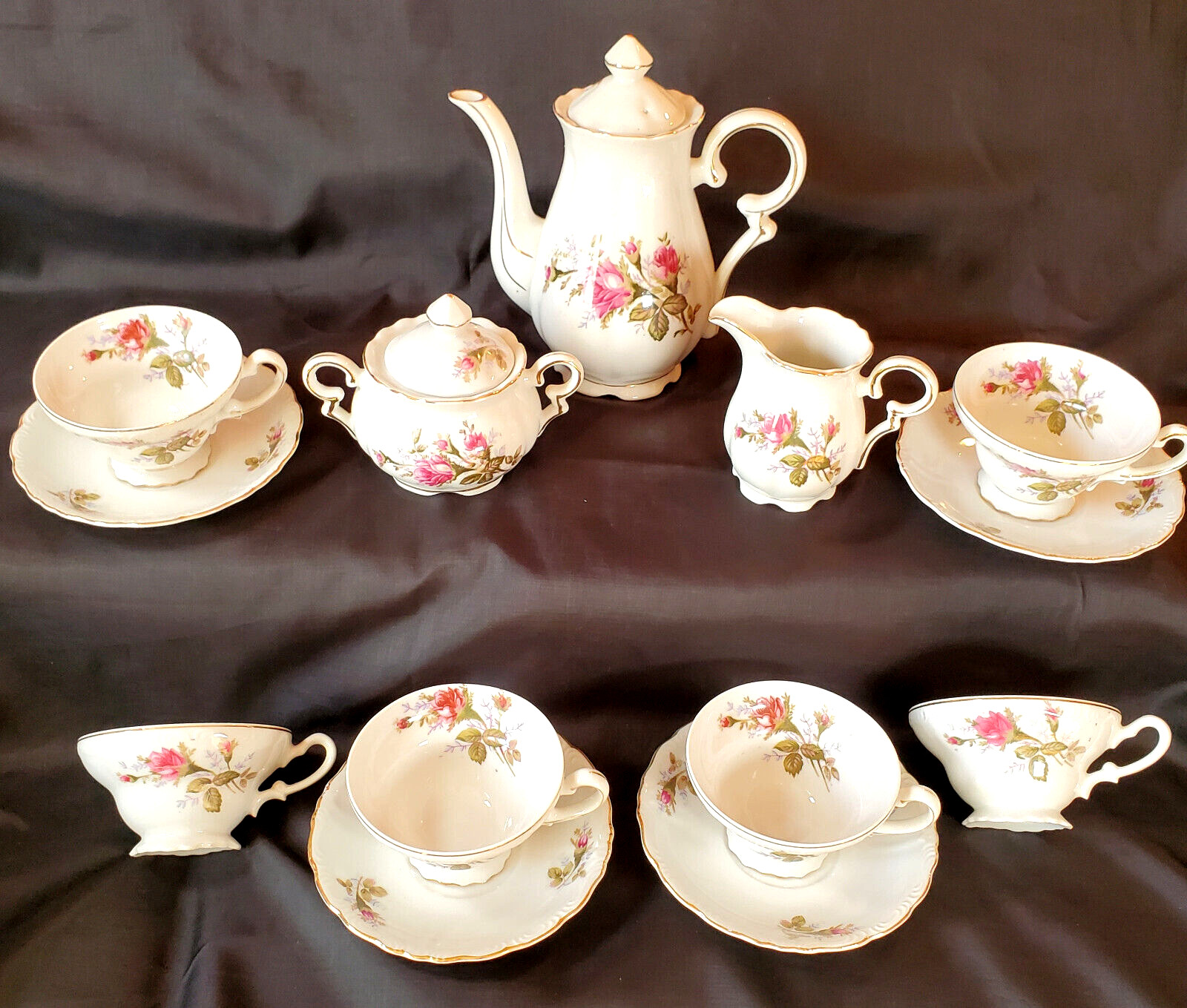 Vintage Royal Sealy Moss Rose China Tea Set Service For 4 with Two Extra Teacups Vintage Royal Sealy Moss Rose China Tea Set Service For 4 with Two Extra Teacups