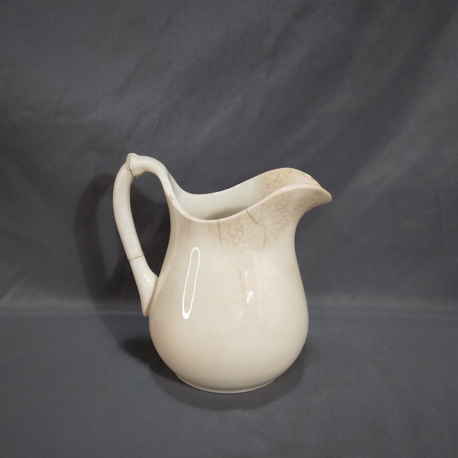Vintage W.S. George White Granite Pottery Pitcher Made in USA Chipped 6.5