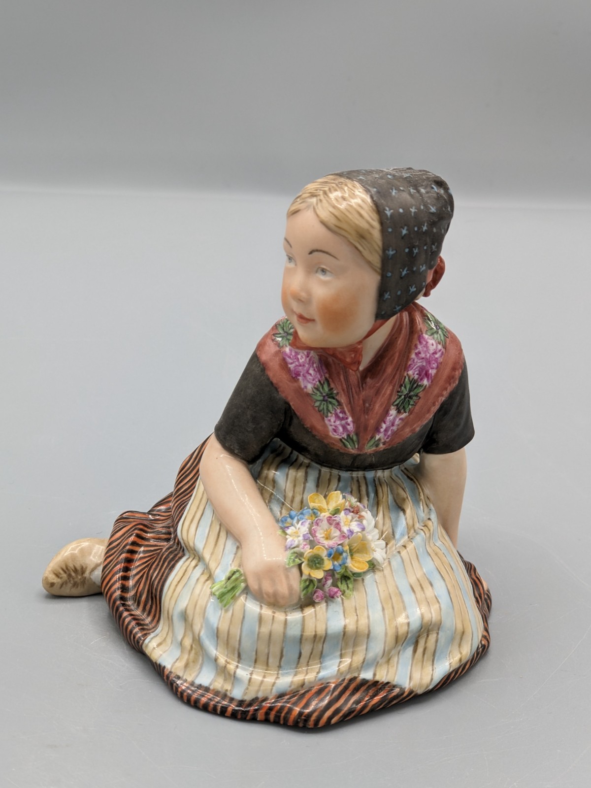 1900s Antique Denmark Royal Copenhagen Porcelain Figurine Faroe Islan Girl 12416