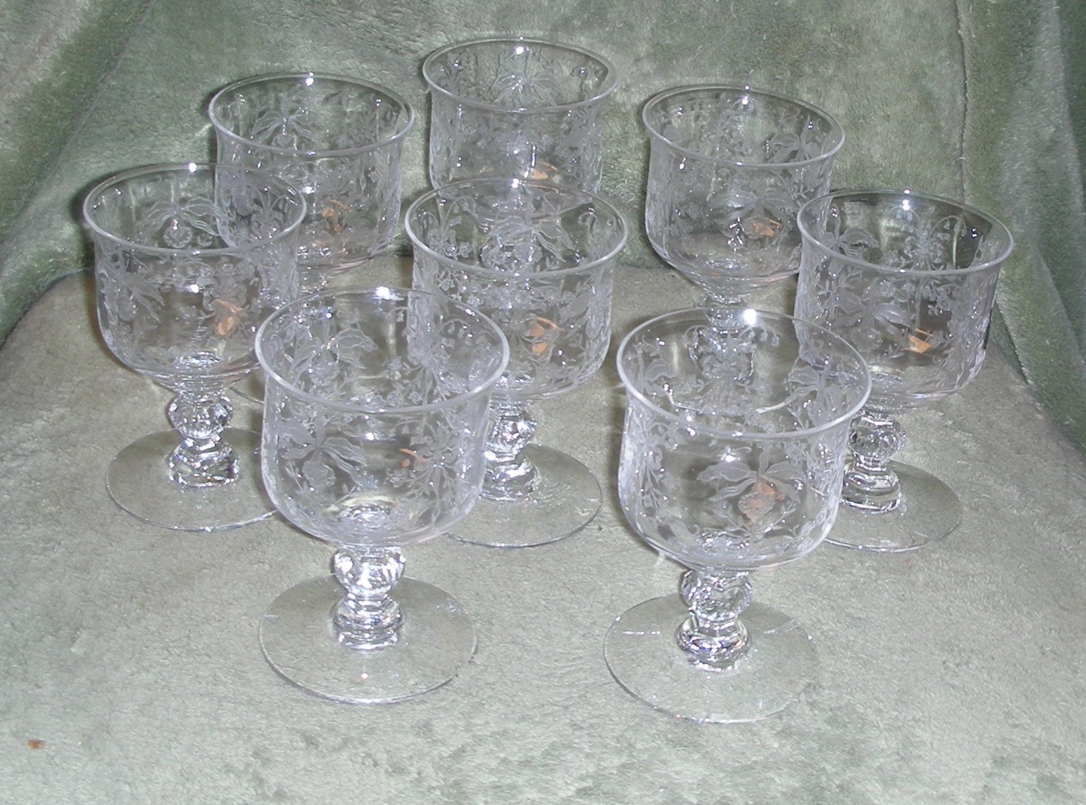 8 HEISEY Oyster Fruit Cocktails ~ ORCHID Etch ~ 3.75 8 HEISEY Oyster Fruit Cocktails ~ ORCHID Etch ~ 3.75