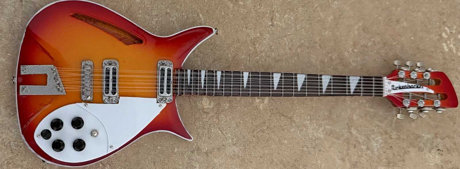 Axe Legends Mini Guitar - Rick 330 Style Collector Model Guitar Axe Legends Mini Guitar - Rick 330 Style Collector Model Guitar