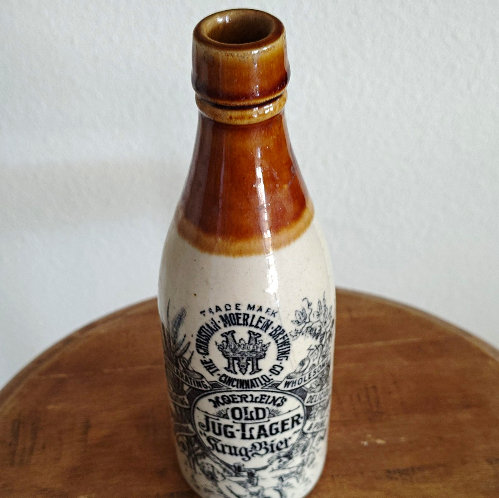 Moerlein\'s Old Jug-Lager Ceramic Beer Bottle Breweriana Collectible