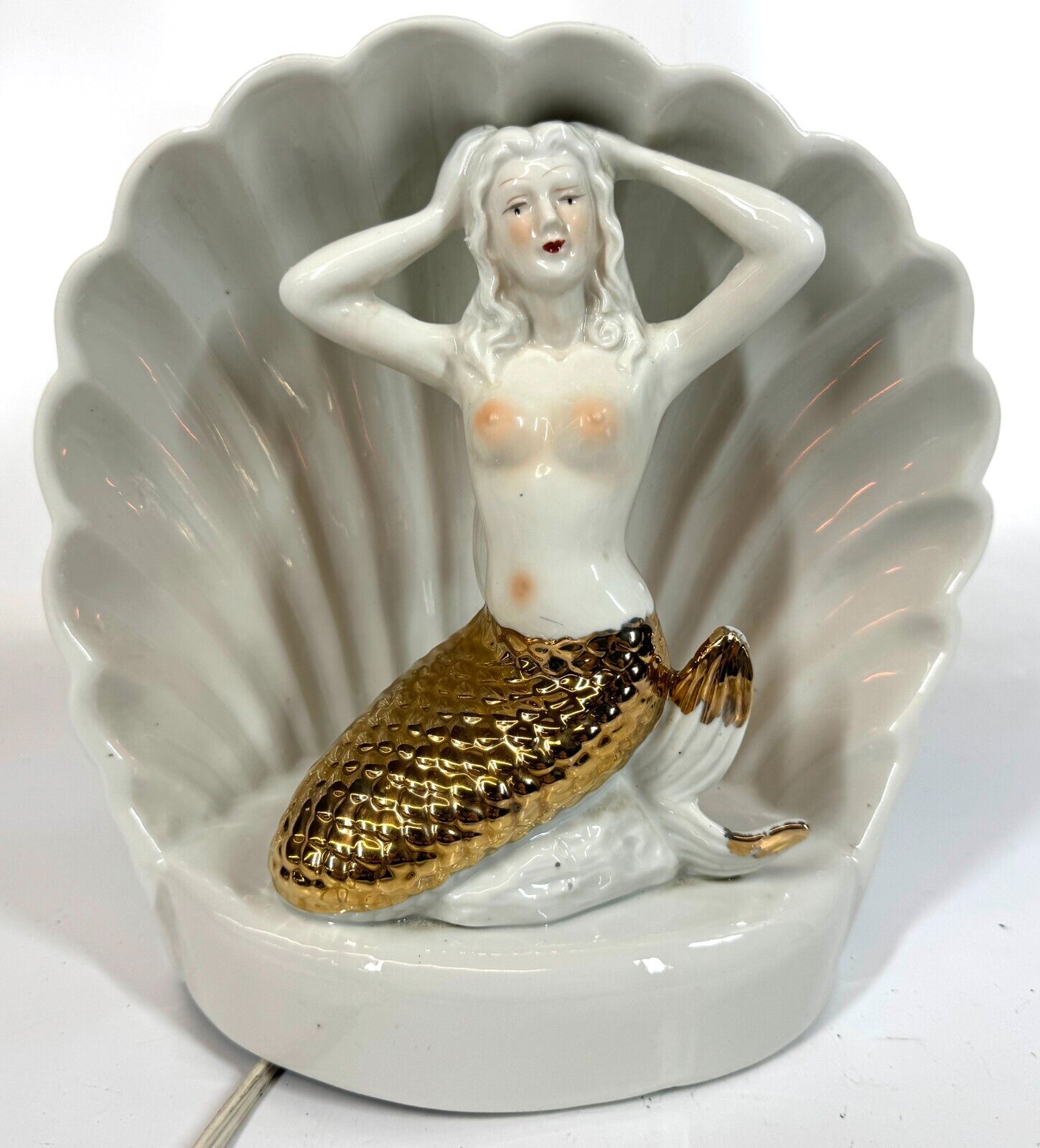 Vintage MCM Mid Century Porcelain Topless Mermaid Shell TV Lamp w Flame Bulb