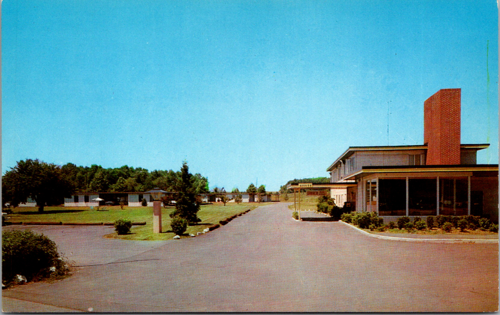 Allentown Pennsylvania Tourinns Motor Court Restaurant Vintage C 1960\'s Postcard