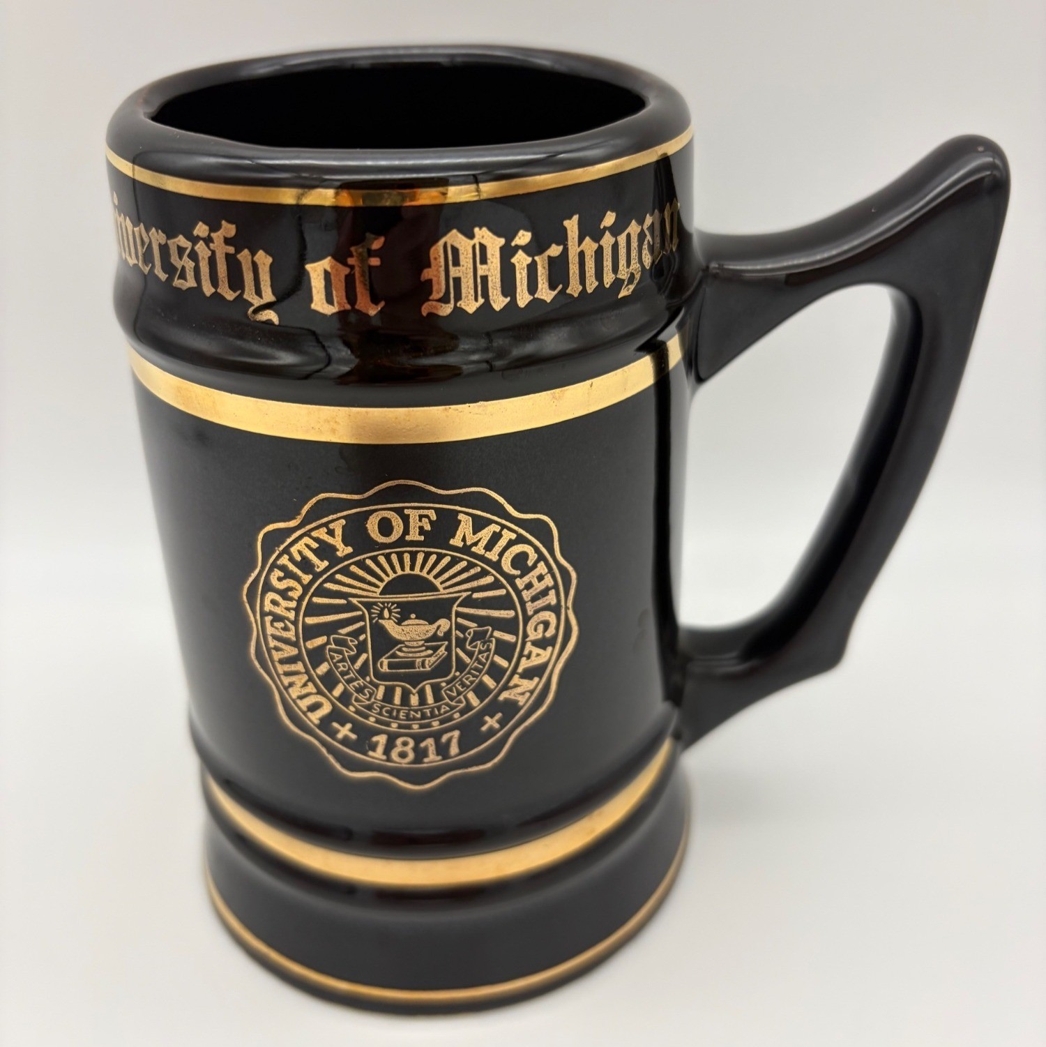 Vintage W C Bunting University of Michigan Black Gold Ceramic Beer Stein Mug 6in Vintage W C Bunting University of Michigan Black Gold Ceramic Beer Stein Mug 6in