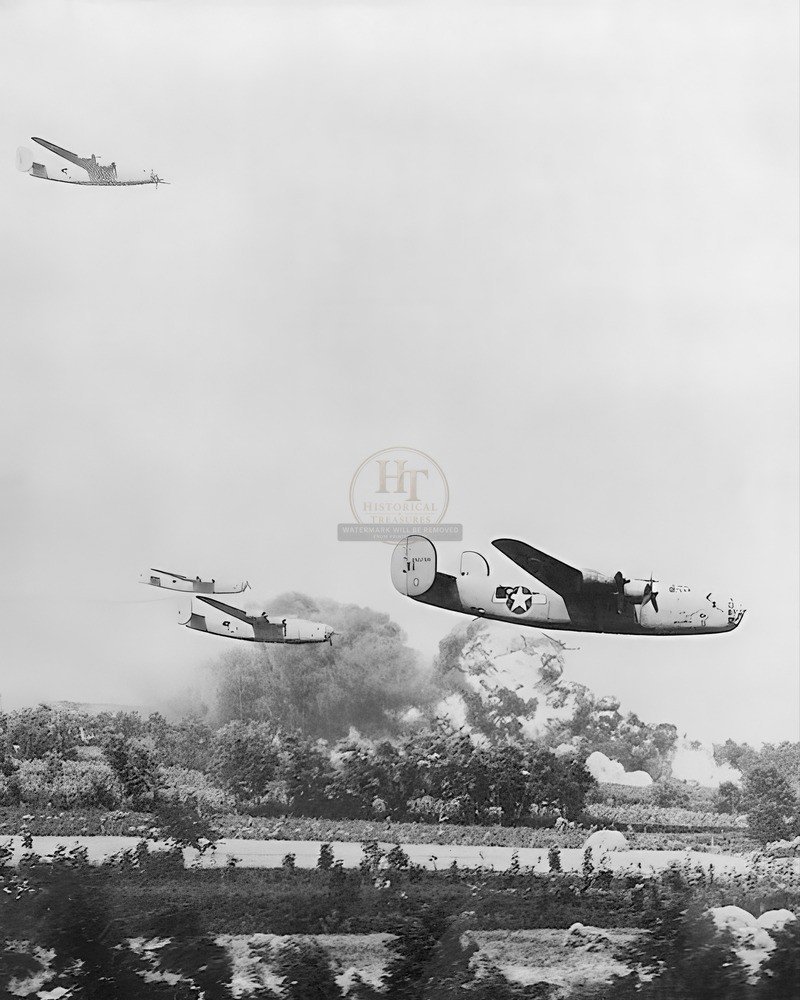 B-24 Liberator Bombers Low Altitude 8x10 Glossy Photo Print WWII HT4136101
