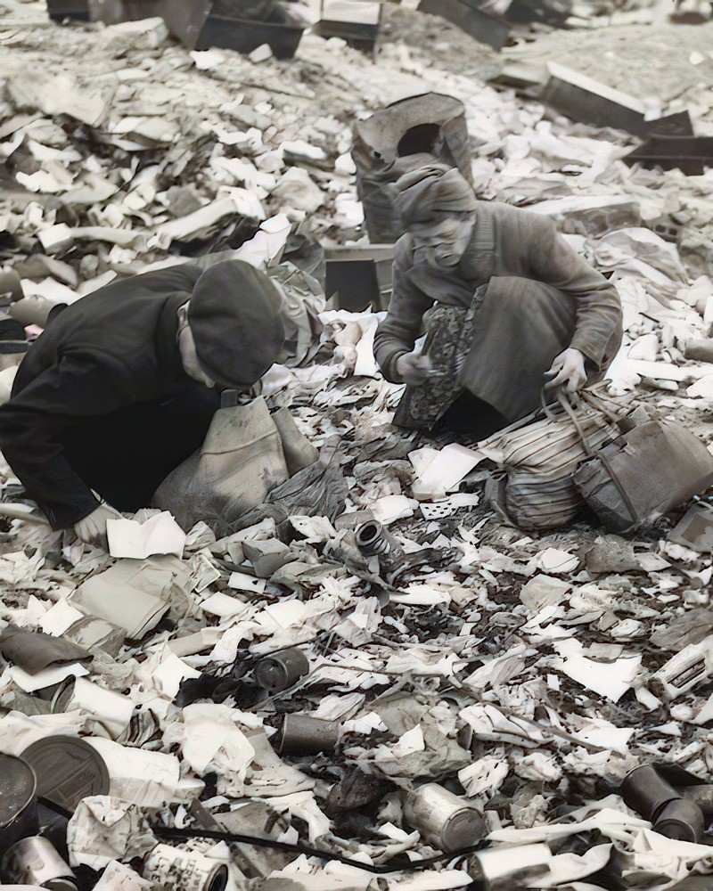 Postwar Berlin Residents Looking for Food WWII 8x10 Glossy Photo Print HT4136126
