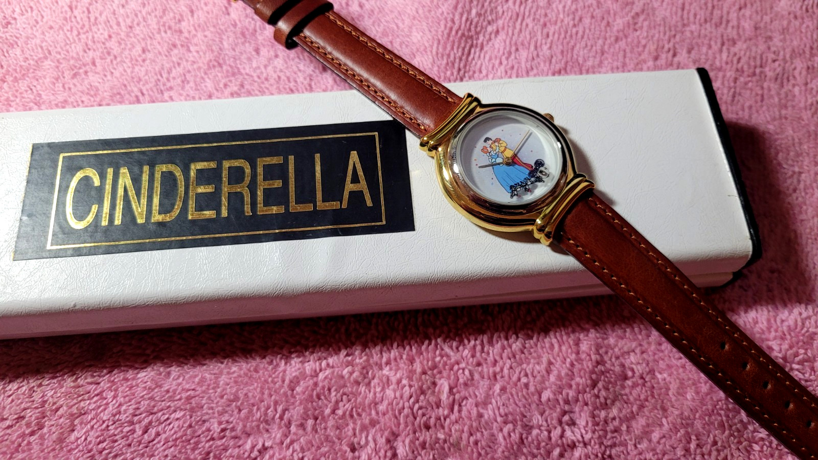 Vintage, Disney Cinderella, Limited Edition Wristwatch with Box #412/1750 RARE