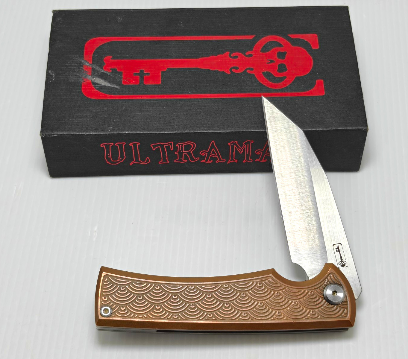 Chaves Street Sangre Wharncliffe M390 Pocketknife, Titanium Frame Lock, Plain Chaves Street Sangre Wharncliffe M390 Pocketknife, Titanium Frame Lock, Plain