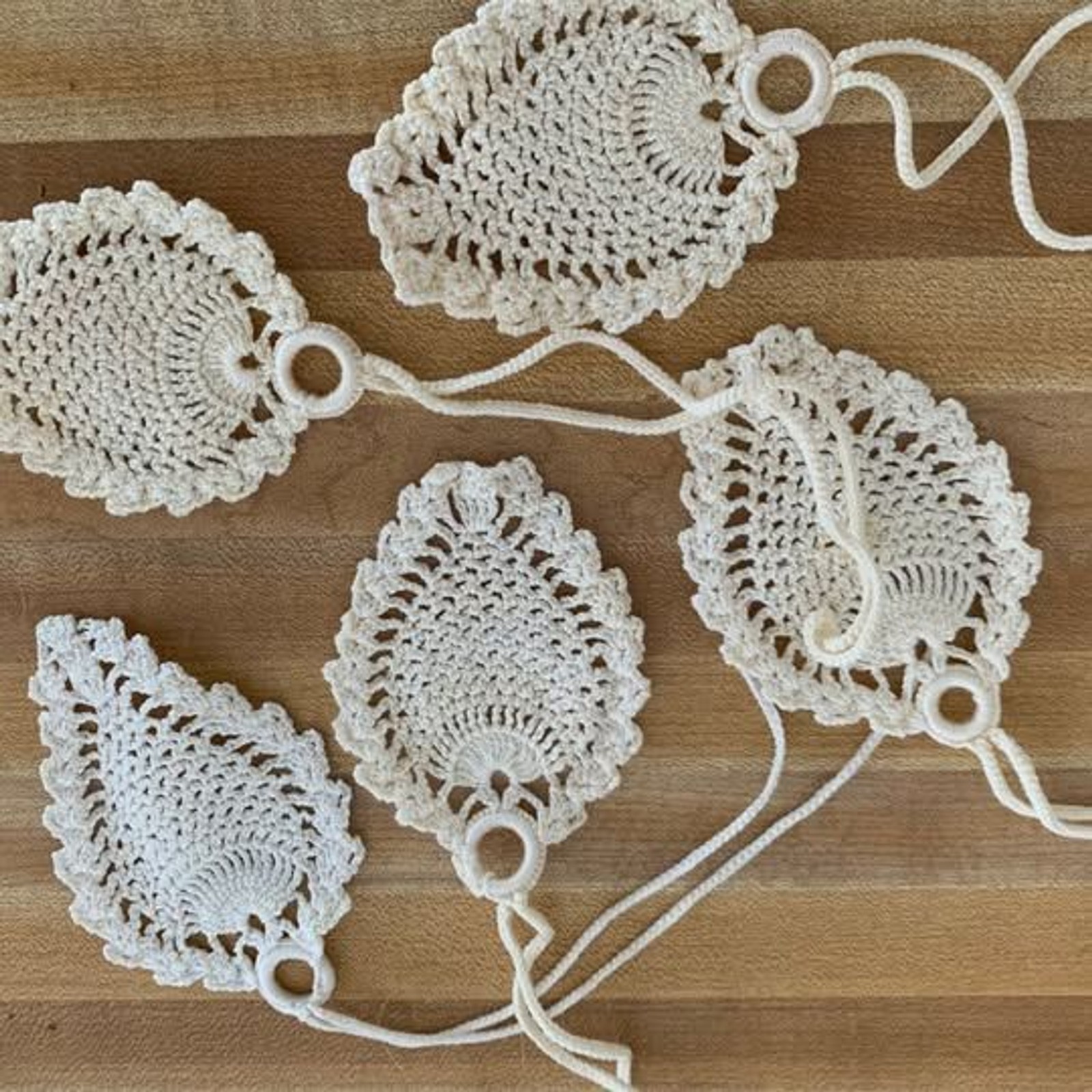 Vintage Hand Crochet Curtain Shade Roller Pulls Lot of 5 Ivory Matching~CLEAN