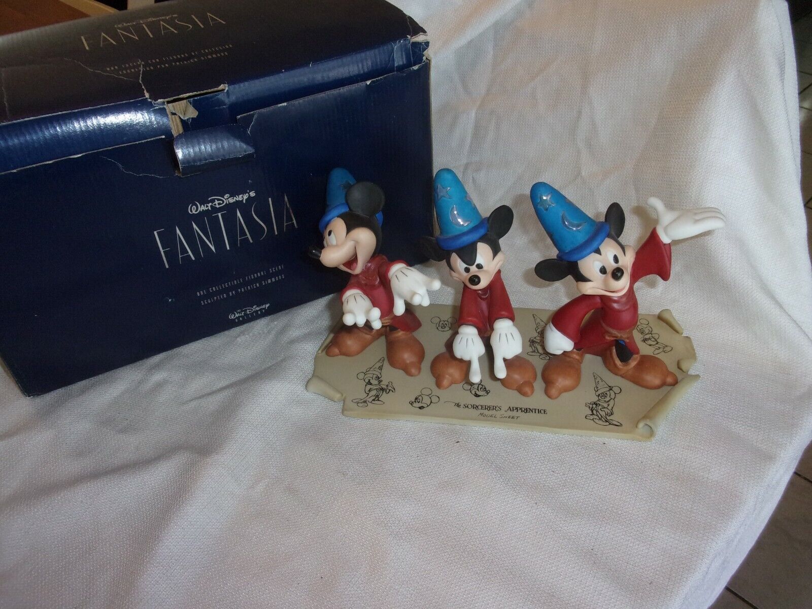 walt disney fantasia sorcerer\'s apprentice model sheet with box figurine limited