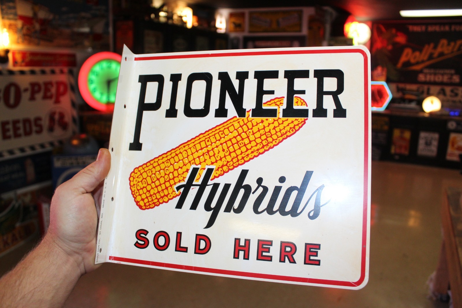 RARE 1950s PIONEER HYBRID SEED CORN PAINTED METAL 2-SIDED FLANGE SIGN FARM BARN