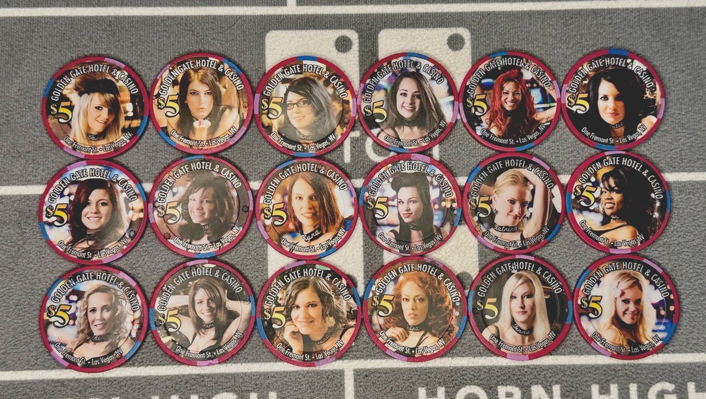🎰🎲$5 Las Vegas Golden Gate Dancing Girls Casino Chips - Lot Of 18 FULL SET🎲🎰