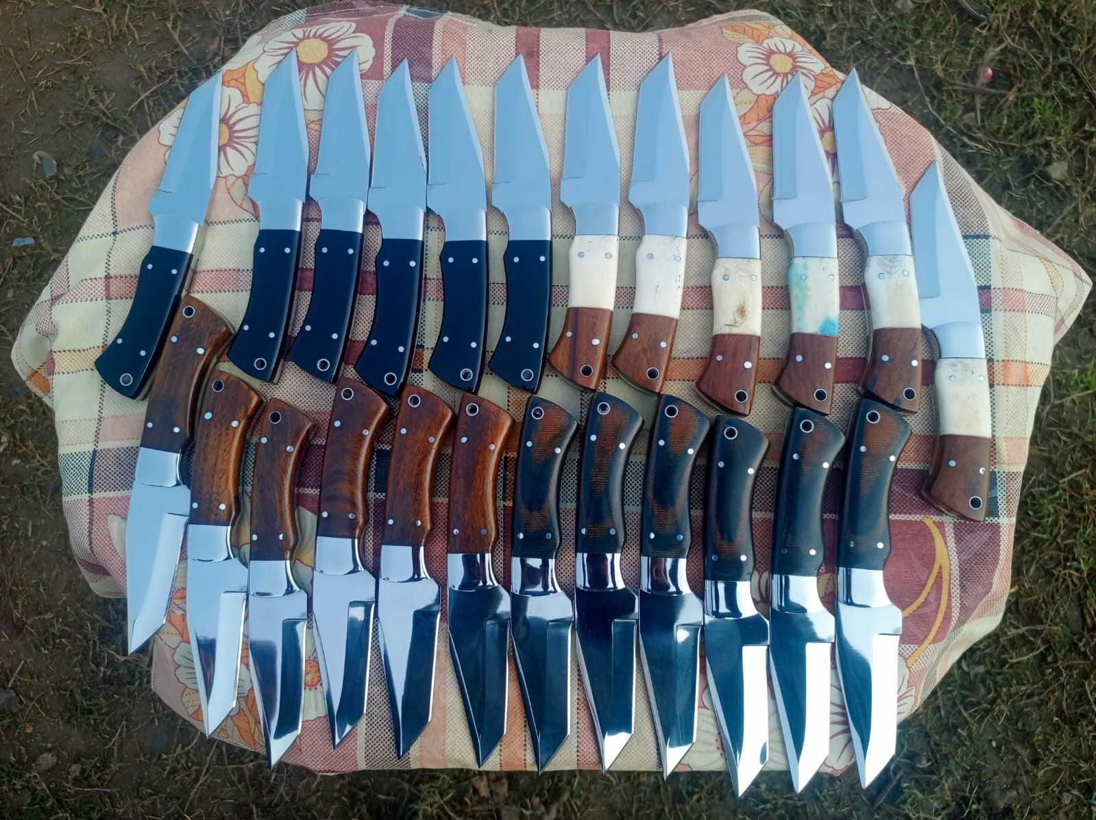 Lot of 40Handmade Knives – Hunting / Survival / Camping,Gifts Bulk Wholesale