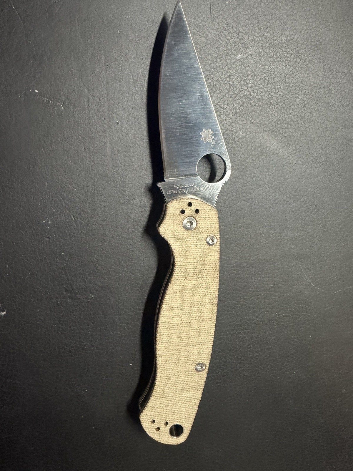 Spyderco Paramilitary 2 PM2 Cruwear Canvas Micarta (C81MPCW2)  NEW in box