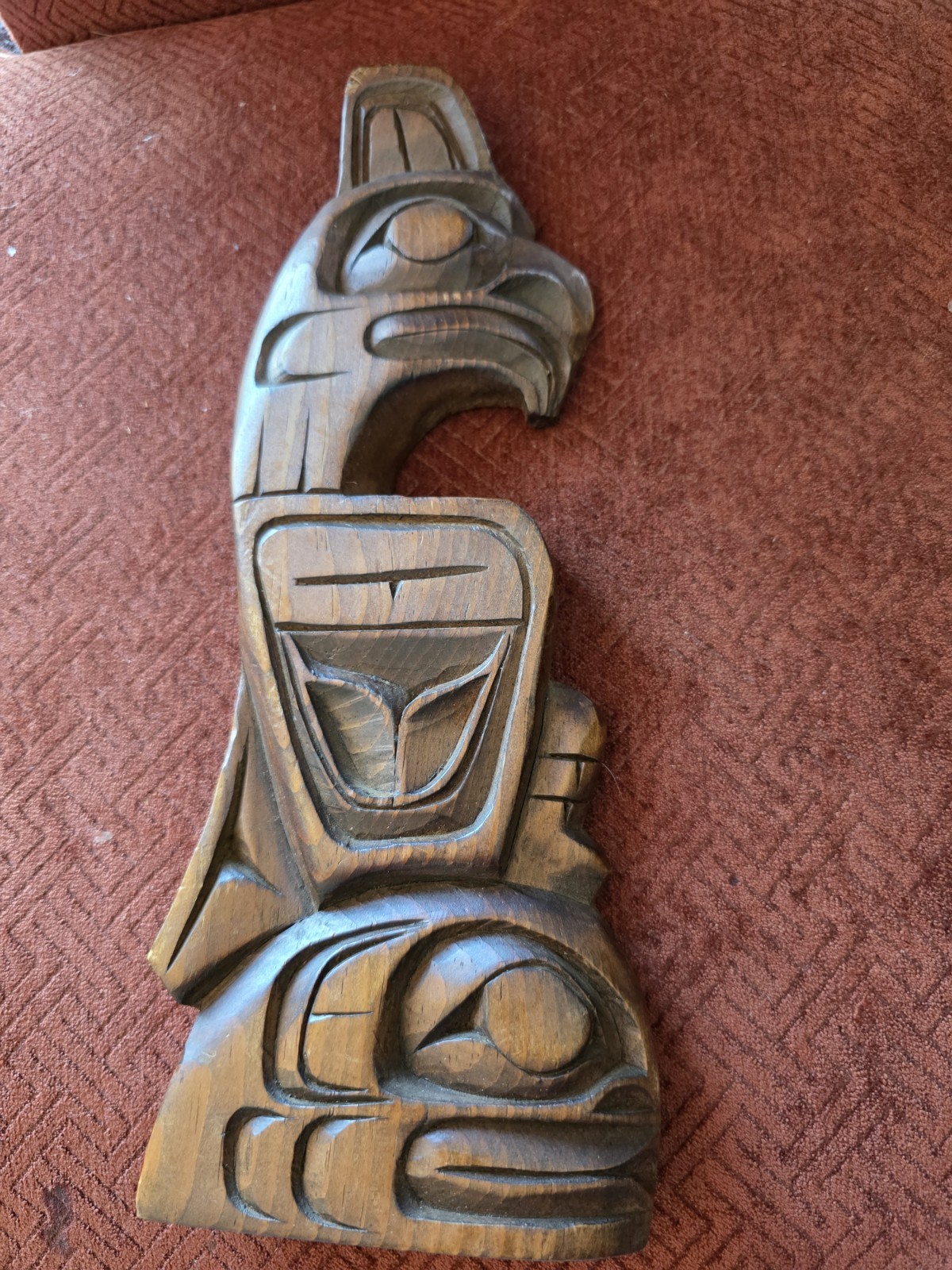 VINTAGE NW COAST KWAKIUTL TOTEM CARVING BIRD KILLER WHALE SIGNED DAVID KINGCOME