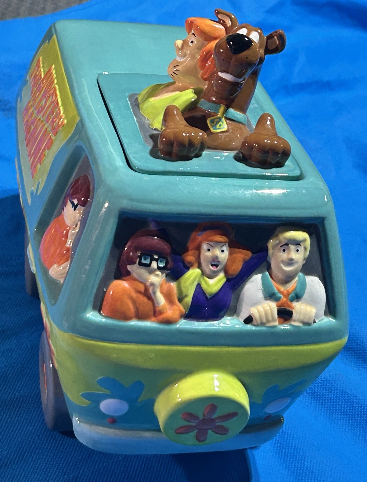 Scooby-Doo MYSTERY MACHINE Ceramic Cookie Jar No Chips No Cracks EUC Scooby-Doo MYSTERY MACHINE Ceramic Cookie Jar No Chips No Cracks EUC