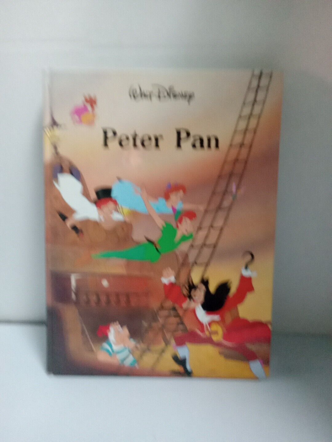 Vintage Peter Pan Walt Disney 1986 hardcover book 