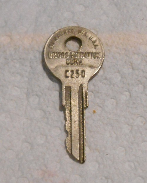 Vintage 1929 Plymouth 1926-31 Chrysler 1931-33 IH Truck Briggs Stratton Key C250
