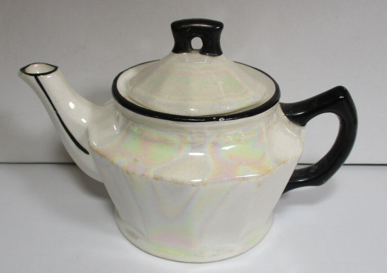 VINTAGE Czechoslovakia Lusterware Cream, Single Serve Tea Pot, Pearl Iridescent