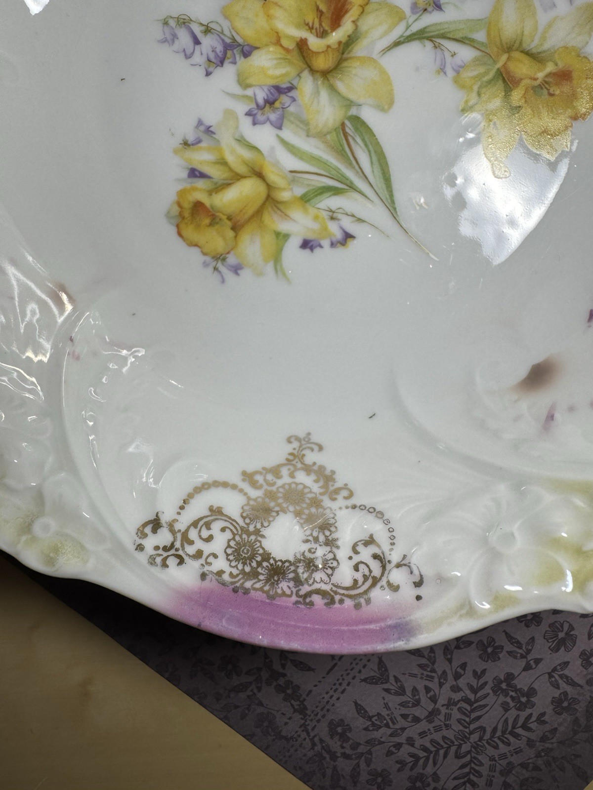 Antique Porcelain 9” Bowl Yellow Daffodils Pink Airbrushed Boarders Gold Gilt NR