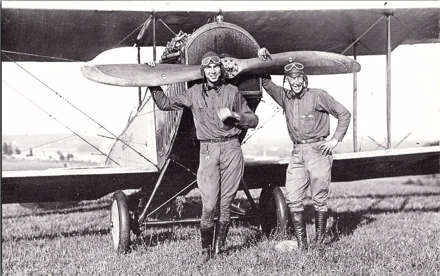 Pioneer Aviators Merle Fogg George Sparks Curtiss Jenny Plane Postcard #12