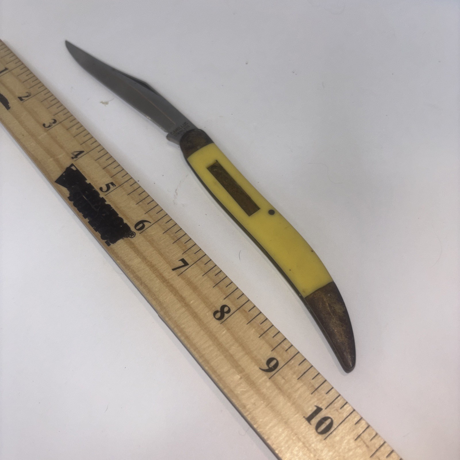 vintage camillus usa folding Gentleman’s Style Knife From Early 1960’s Sharp