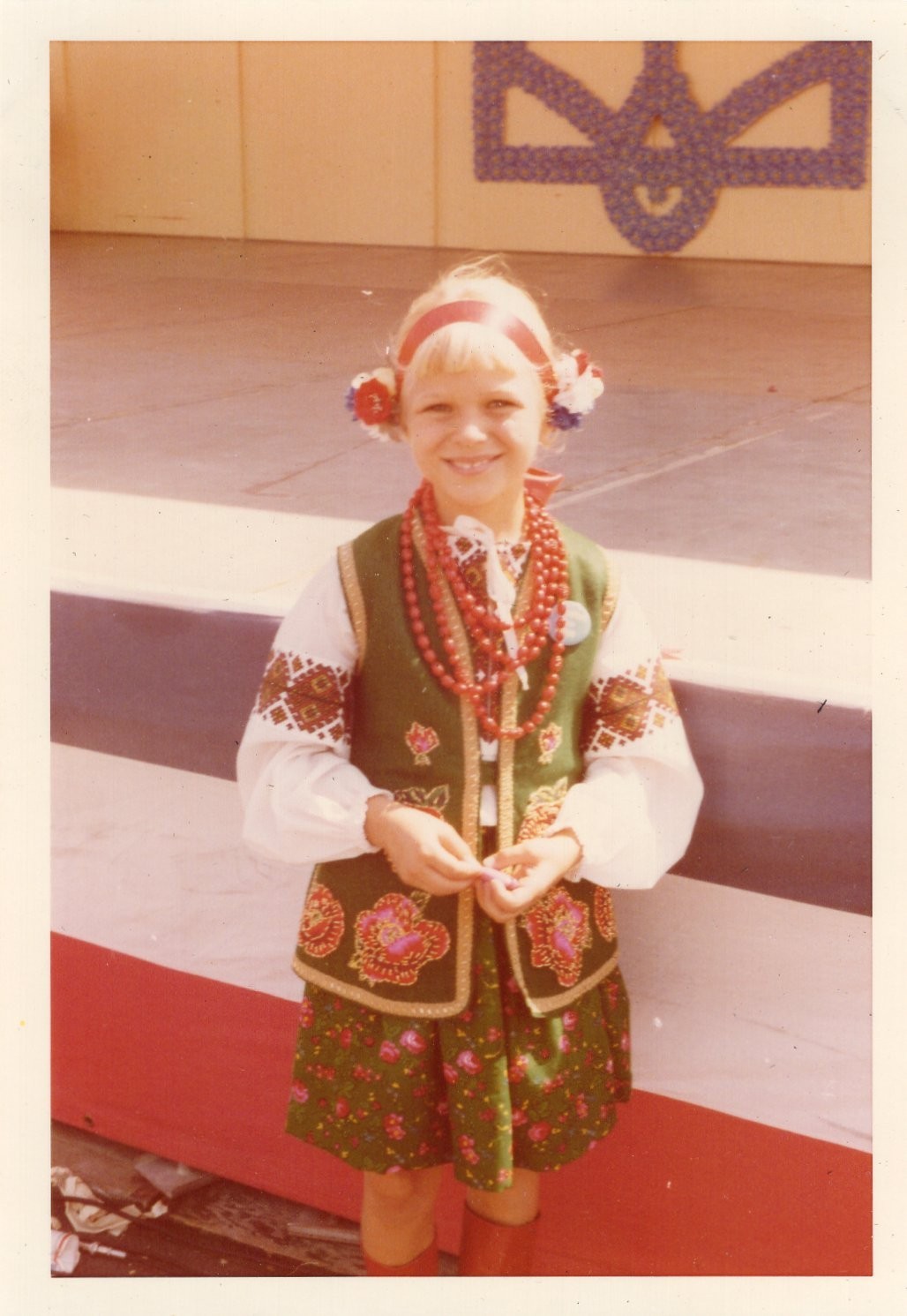 Woman Girl Wearing Trad Ukrainian Cloths Detroit Ethnic Festival Photo Snap Vtg