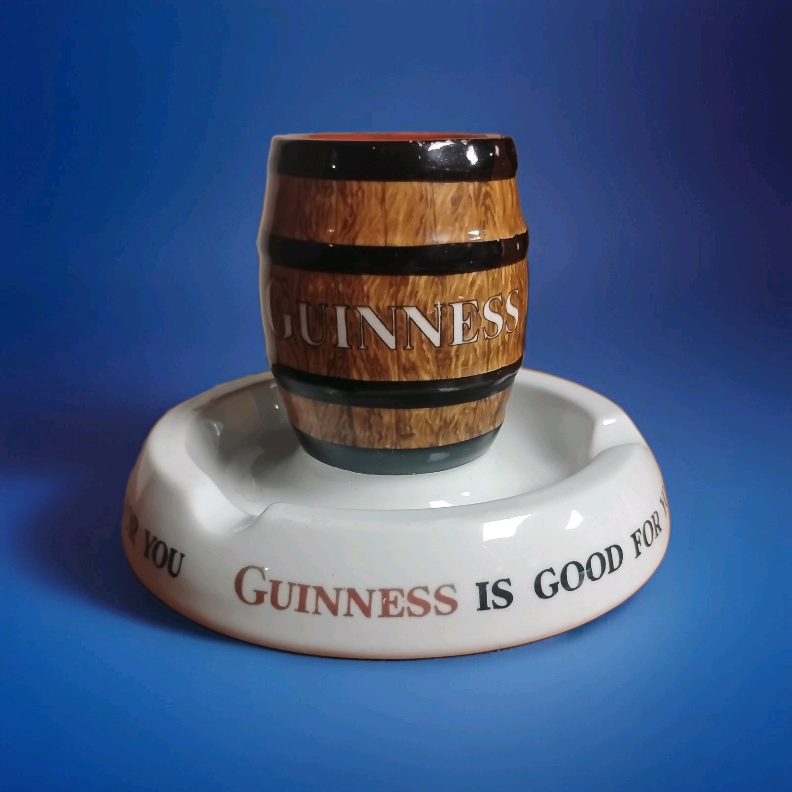 GUINNESS ASHTRAY VINTAGE BREWERINA BAR DECOR GUINNESS ASHTRAY VINTAGE BREWERINA BAR DECOR