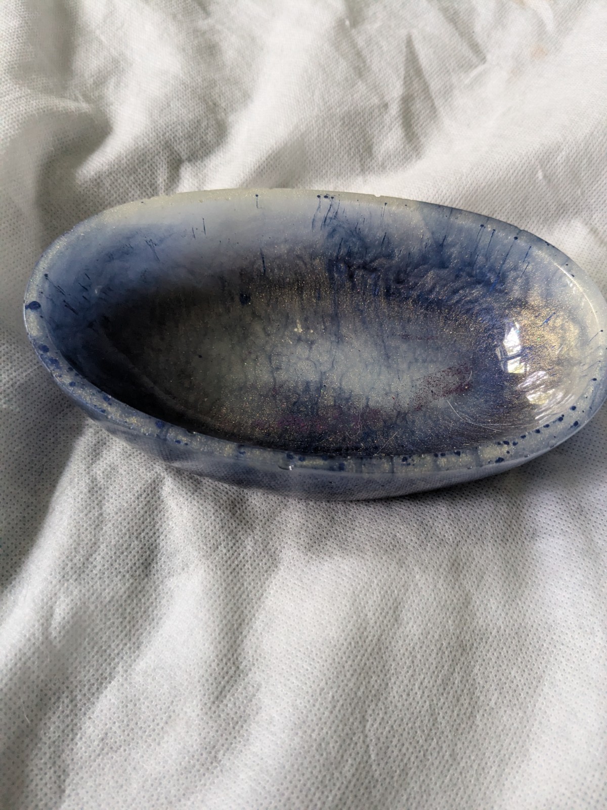 Homemade Resin Soap Dish Tray Blue And Gold Geode Design Trinket Dish Homemade Resin Soap Dish Tray Blue And Gold Geode Design Trinket Dish