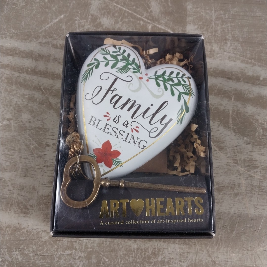 Demdaco Art Of Hearts 