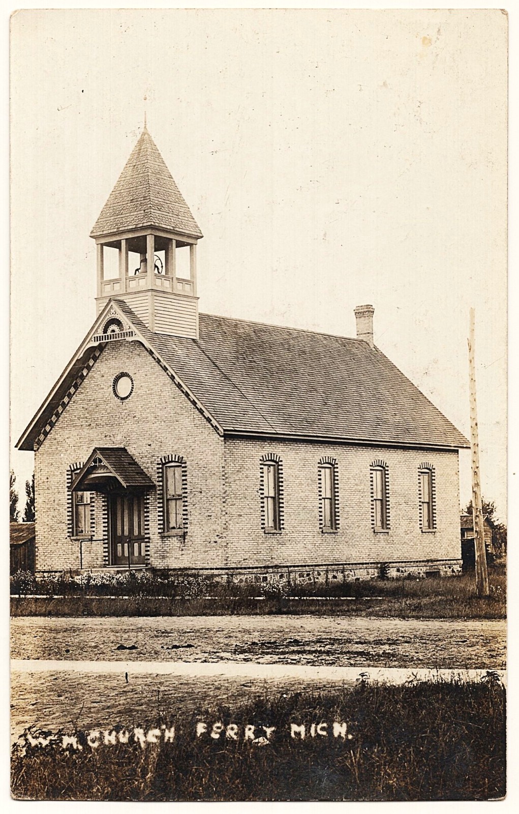 real photo Ferry MI ( Oceana County ) - Church antique postcard RPPC