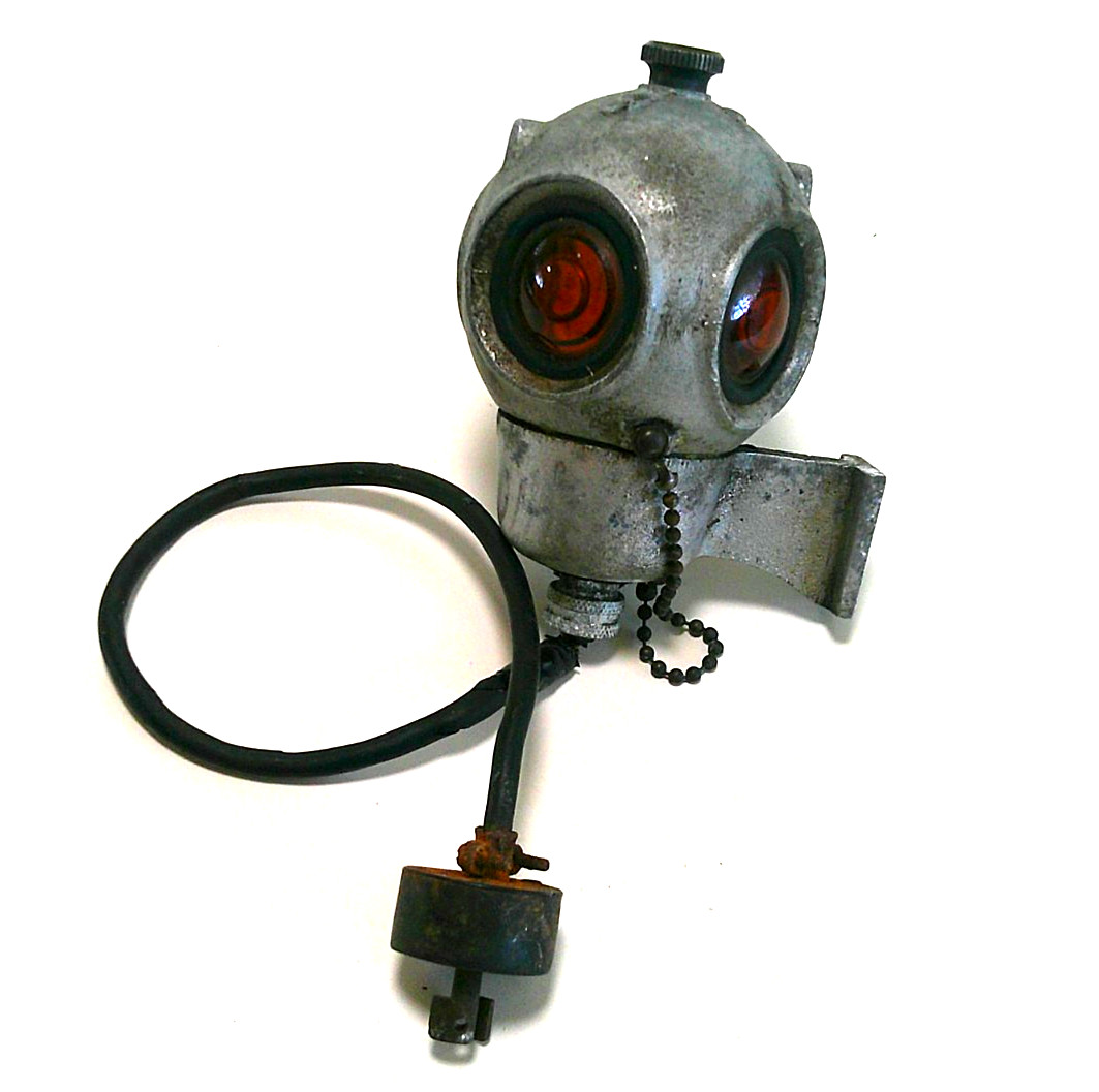 VINTAGE RR PYLE RAILROAD CABOOSE MARKER LIGHT LAMP