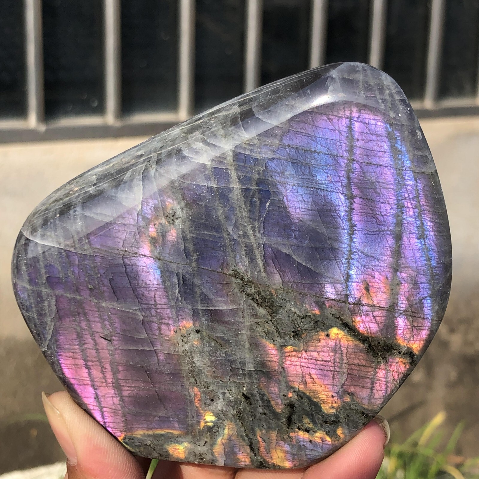 502g Natural Rare Purple Labradorite Quartz Crystal Mineral Specimen Healing