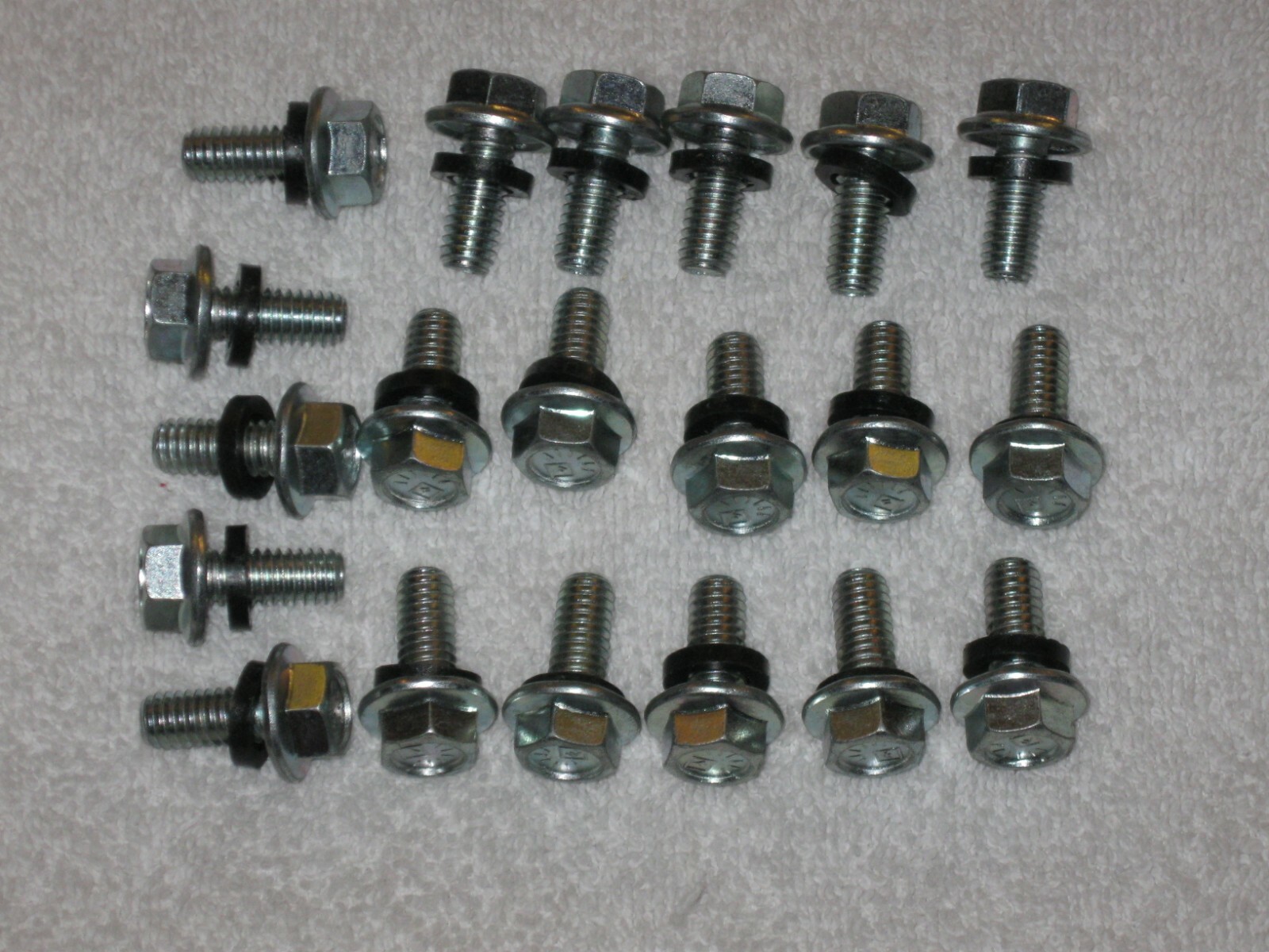 International Farmall IH Hood Bolt Set 200 230 240 330 340 404 400 560 606 656 +