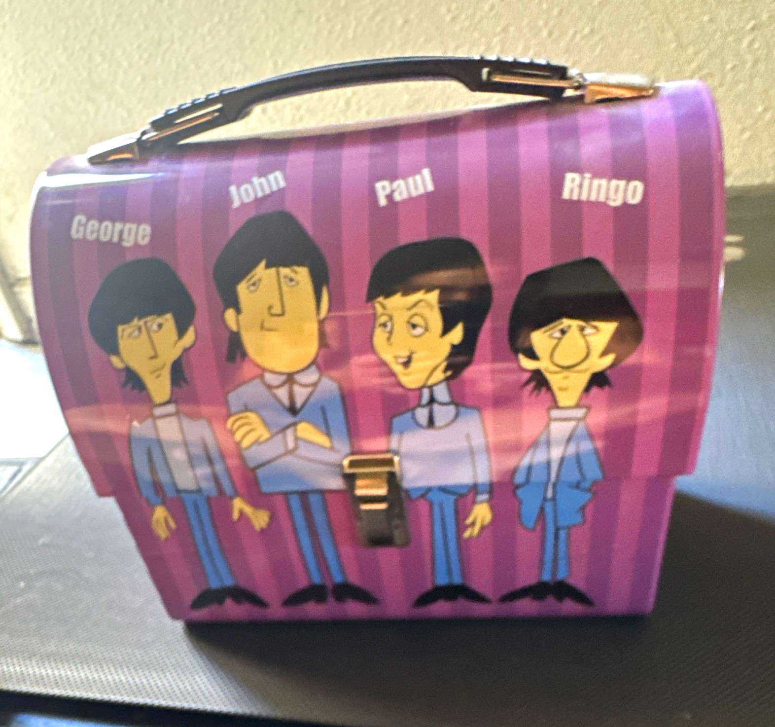 The Beatles Metal Lunchbox 2005 Apple excellent condition never used Rare 